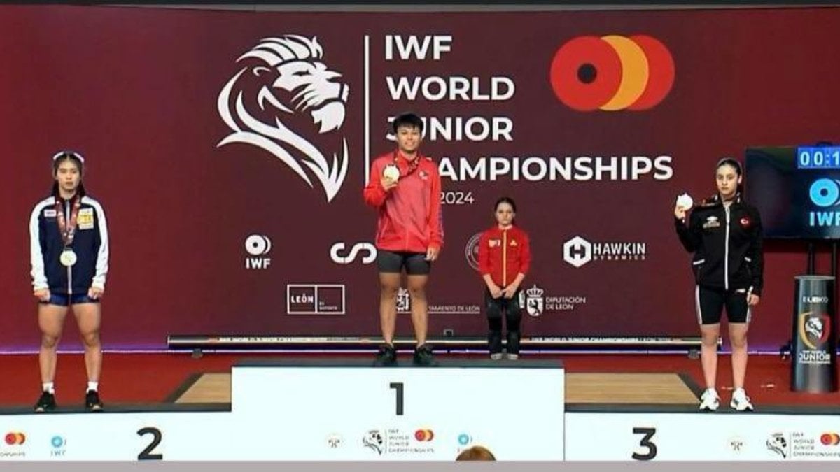 Milli halterci Ezgi Kılıç’tan bronz madalya