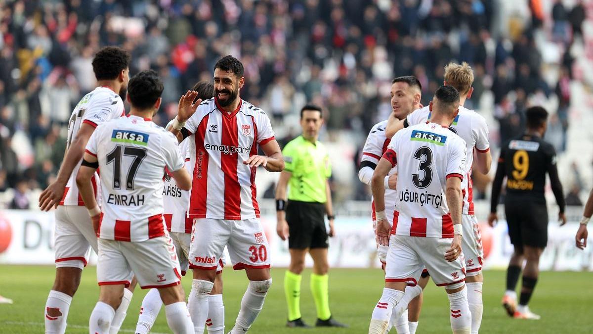 Sivas’ta 7 gollü müthiş maç! Sivasspor 5-2 Kayserispor