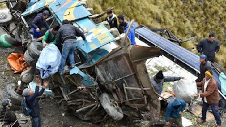 Bolivya’da otobüs kazası: 25 ölü, 26 yaralı