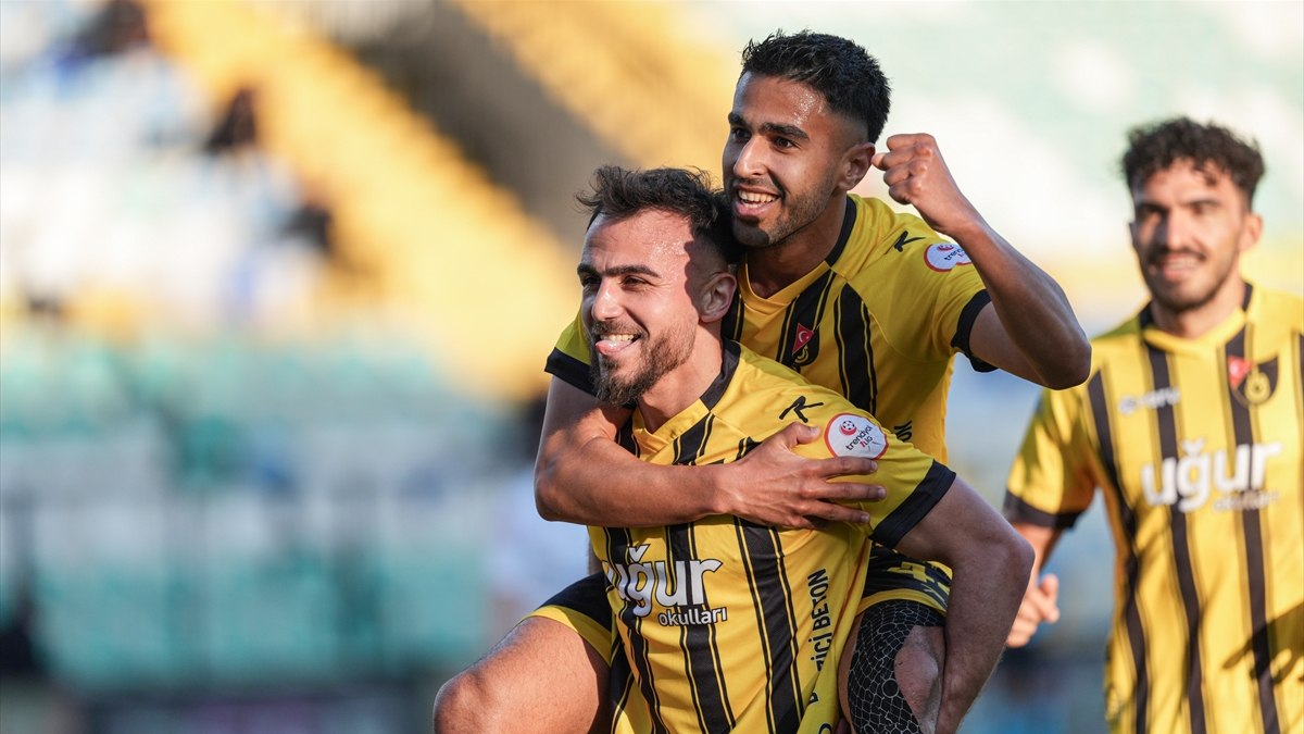 İstanbulspor’dan Yeni Malatya’ya gol rağmuru